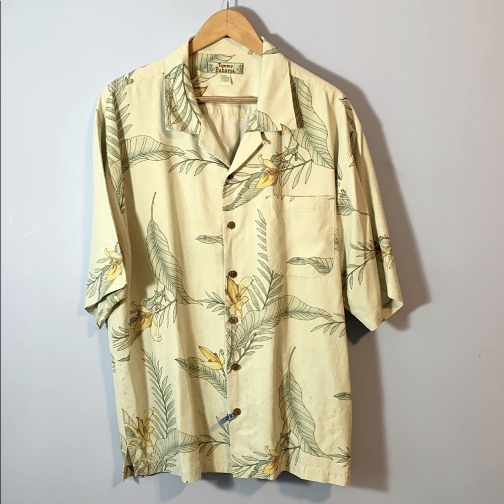 Tommy Bahama 100% silk cream palm Tropical Men's XL button up short sleeve
